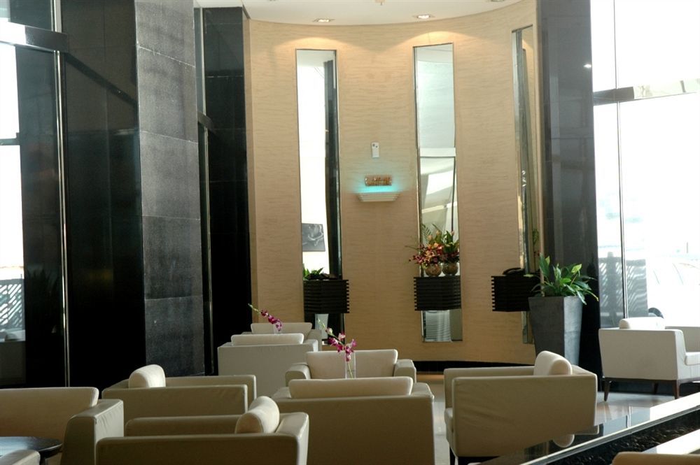 Lotus Grand Hotel Apartments Dubái Exterior foto